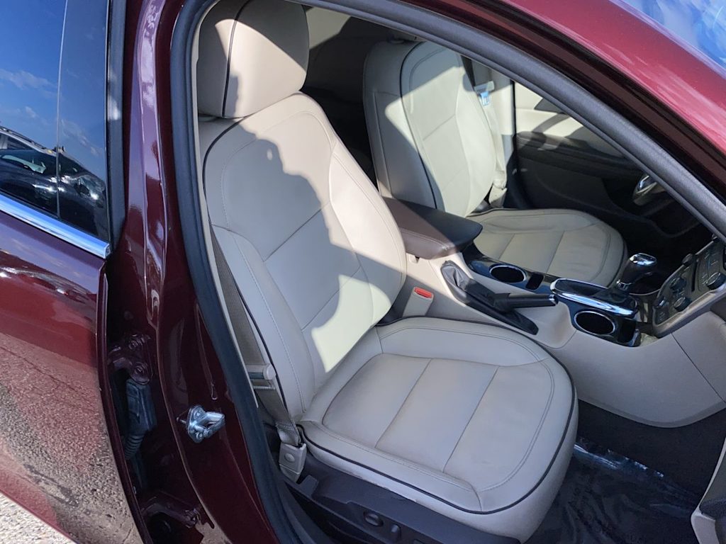 Thumbnail: 2015 Chevrolet Malibu - 11