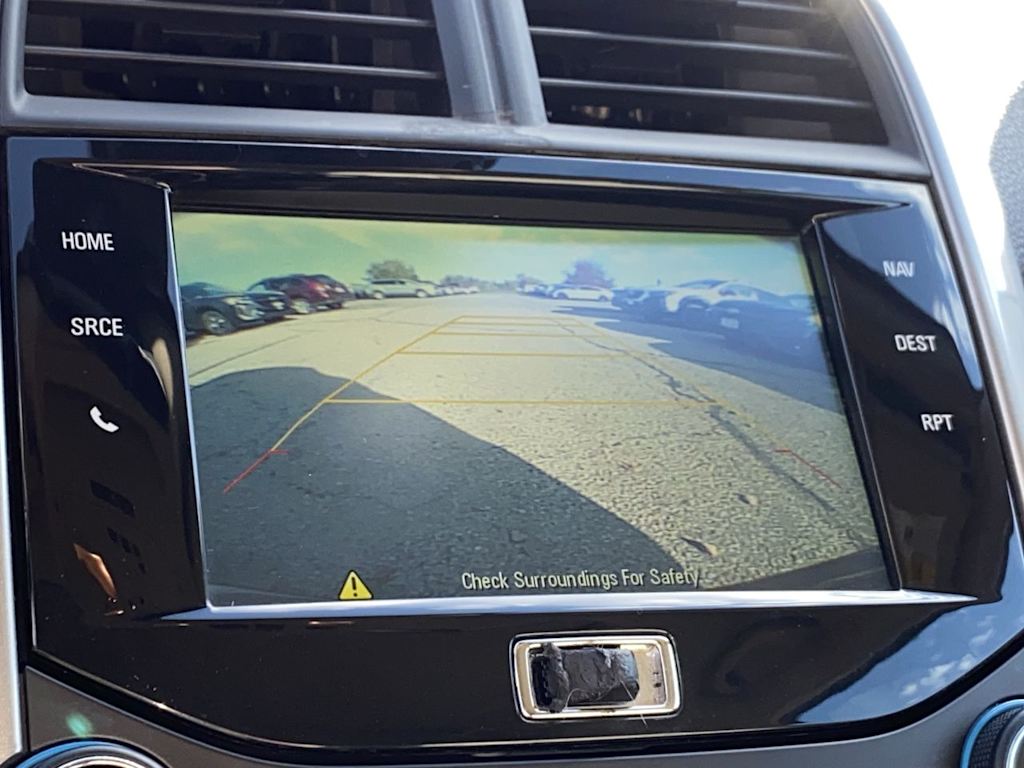 Thumbnail: 2015 Chevrolet Malibu - 32