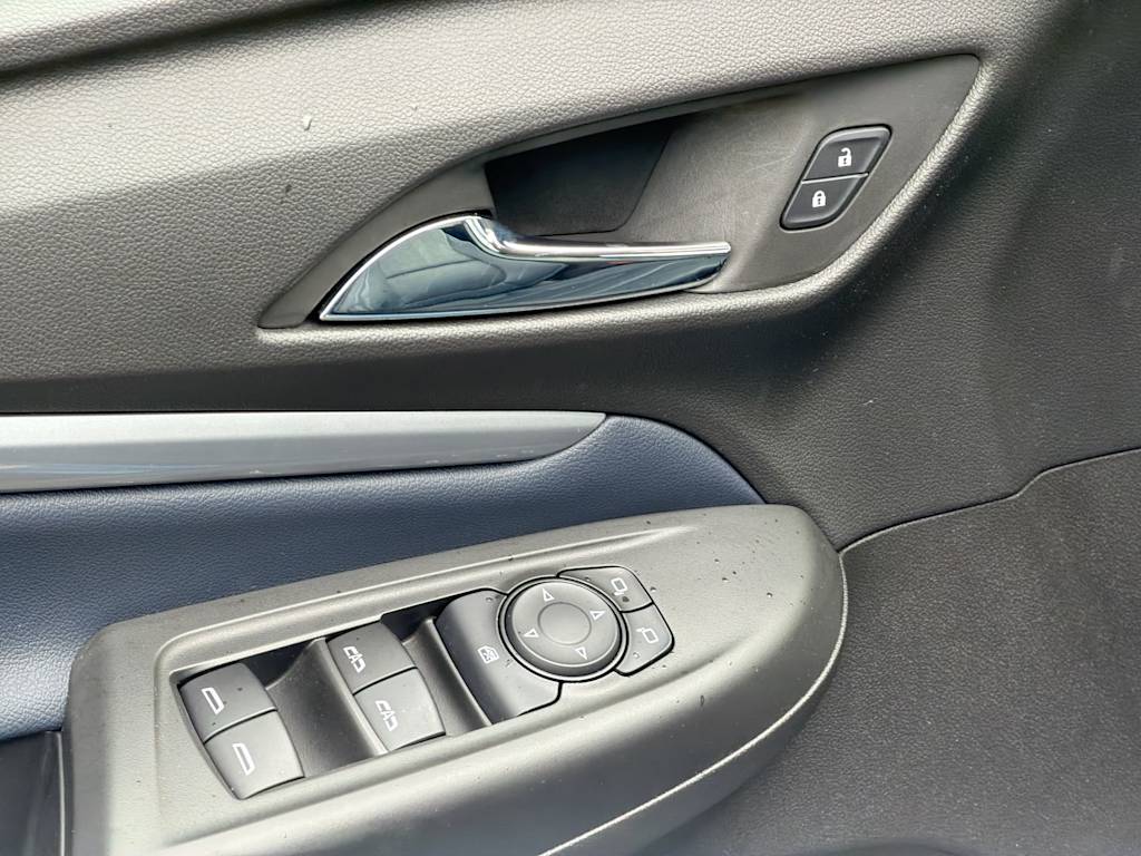 Thumbnail: 2023 Chevrolet Bolt EUV - 23