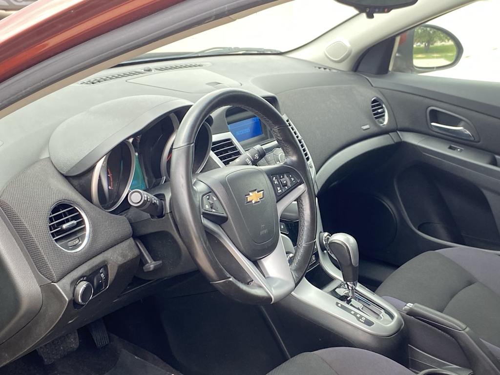 Thumbnail: 2013 Chevrolet Cruze - 2