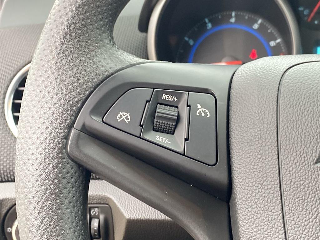 Thumbnail: 2016 Chevrolet Cruze - 25