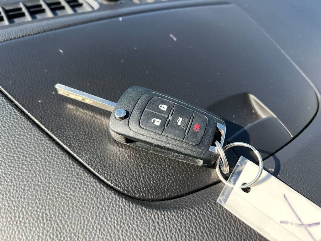 Thumbnail: 2011 Chevrolet Cruze - 13