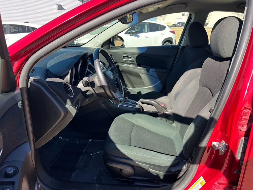 Thumbnail: 2011 Chevrolet Cruze - 7