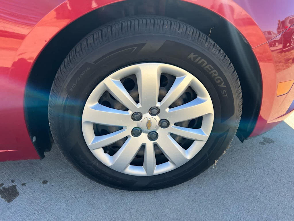 Thumbnail: 2011 Chevrolet Cruze - 21