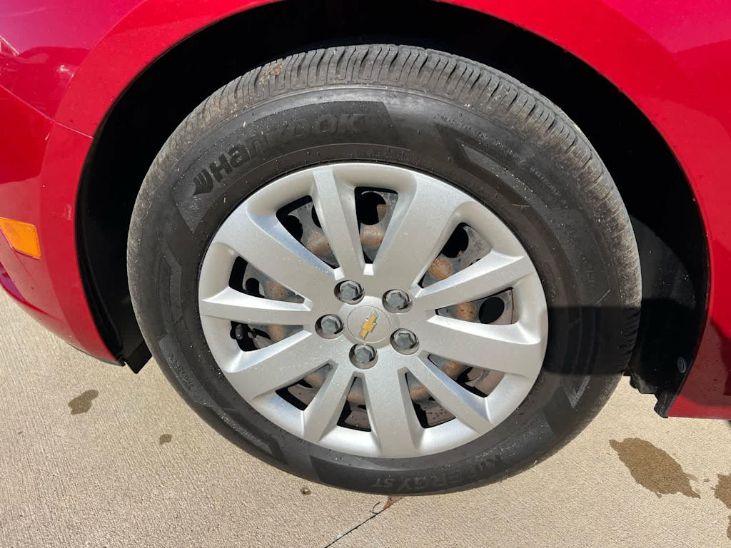 Thumbnail: 2011 Chevrolet Cruze - 5