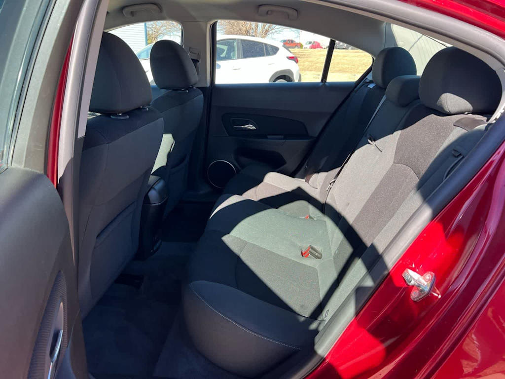 Thumbnail: 2011 Chevrolet Cruze - 9