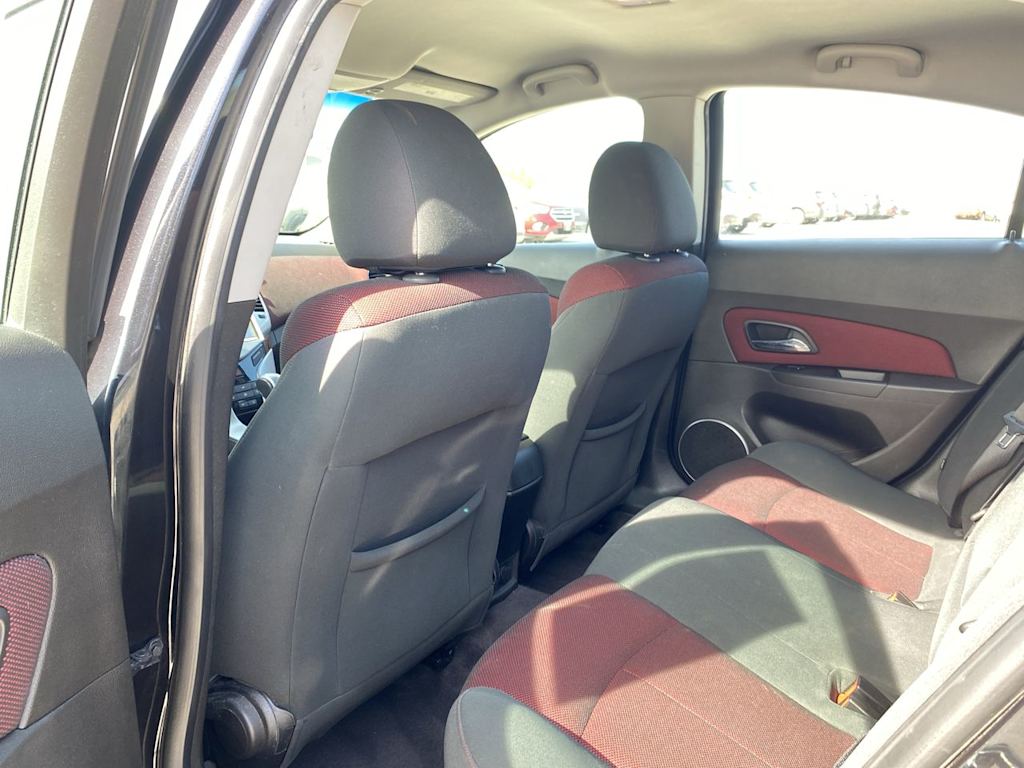 2011 Chevrolet Cruze LT 12