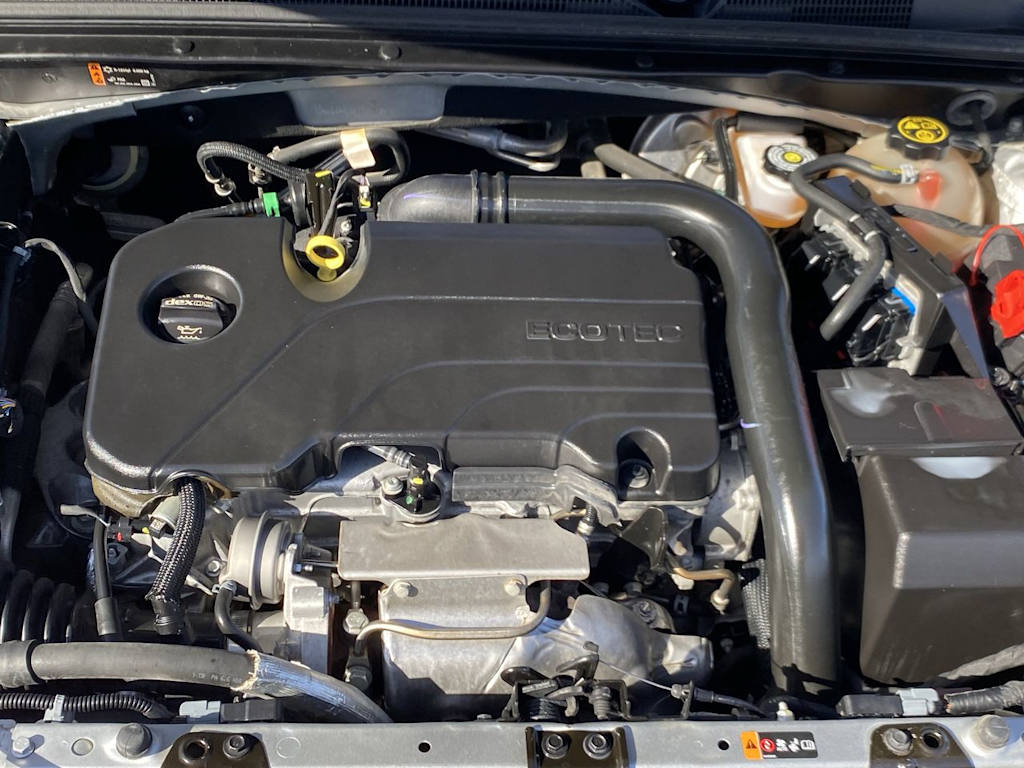 2022 Chevrolet Malibu LT 9