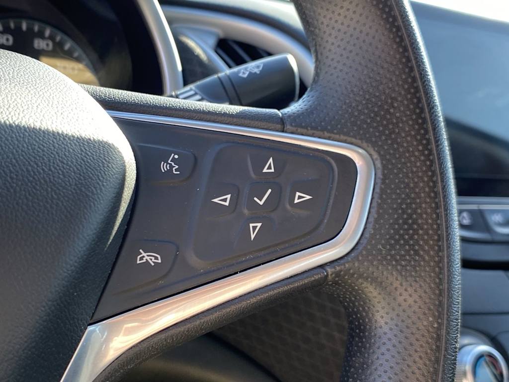 2022 Chevrolet Malibu LT 28