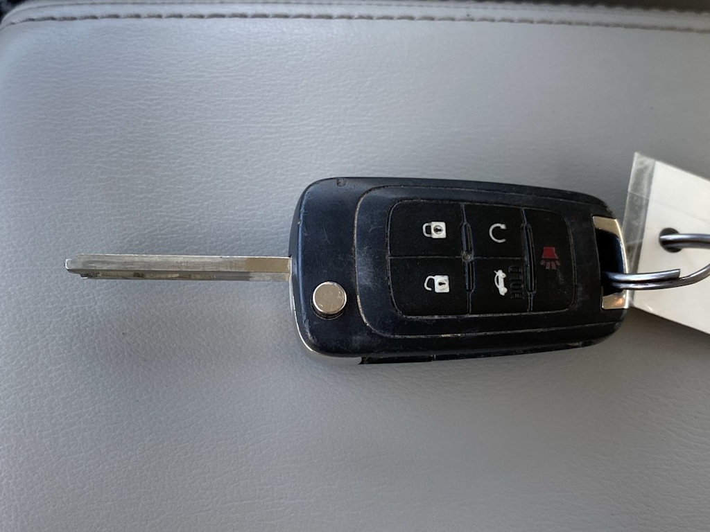 Thumbnail: 2013 Buick LaCrosse - 19