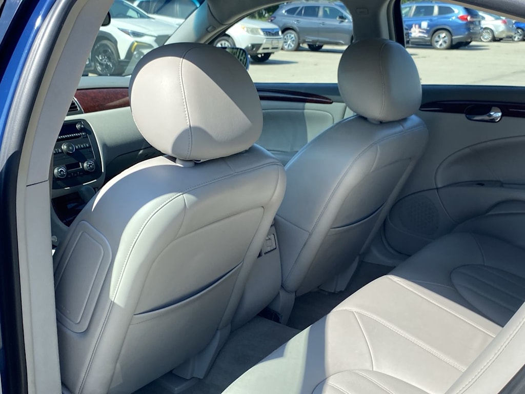Thumbnail: 2009 Buick Lucerne - 12
