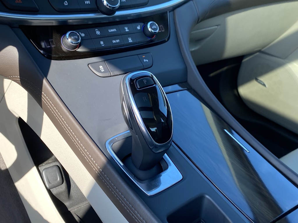 Thumbnail: 2017 Buick LaCrosse - 15