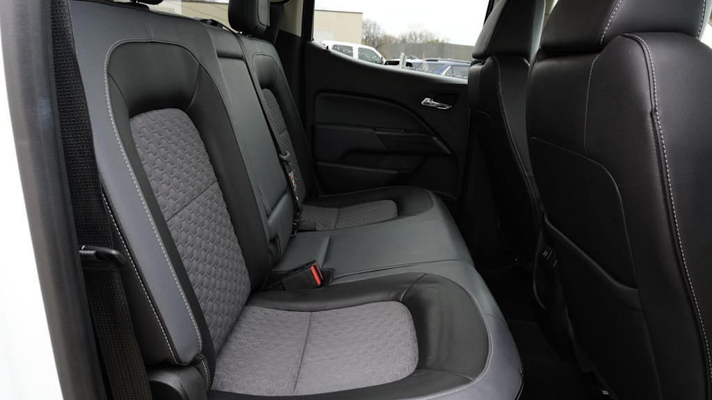 Thumbnail: 2015 Chevrolet Colorado - 26