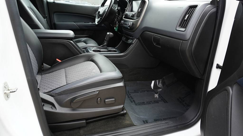 Thumbnail: 2015 Chevrolet Colorado - 11