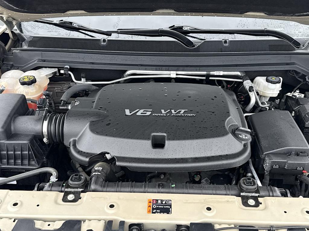 Thumbnail: 2022 Chevrolet Colorado - 7