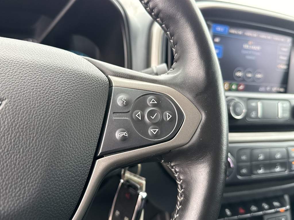 Thumbnail: 2022 Chevrolet Colorado - 28