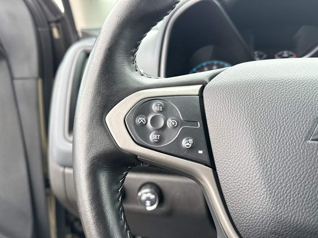 Thumbnail: 2022 Chevrolet Colorado - 27