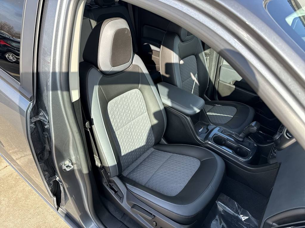 Thumbnail: 2020 Chevrolet Colorado - 11