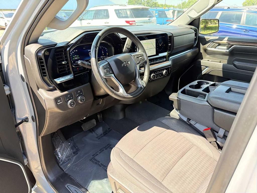 Thumbnail: 2024 Chevrolet Silverado 1500 - 2