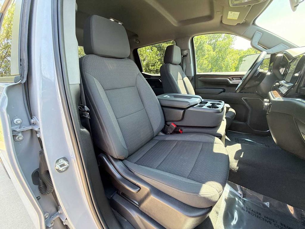 Thumbnail: 2024 Chevrolet Silverado 1500 - 10