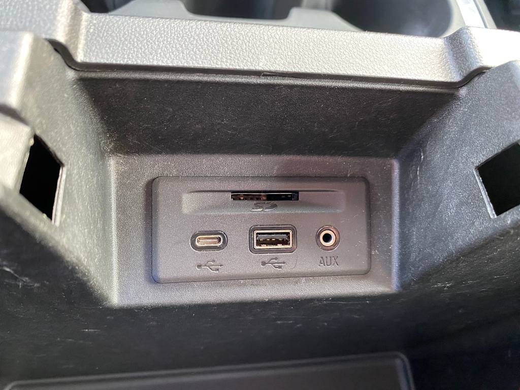 Thumbnail: 2019 Chevrolet Silverado 1500 - 32