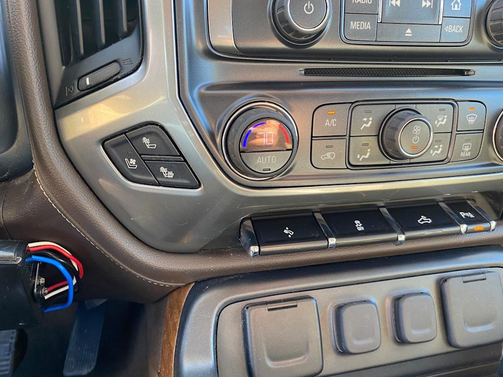 Thumbnail: 2018 Chevrolet Silverado 1500 - 29