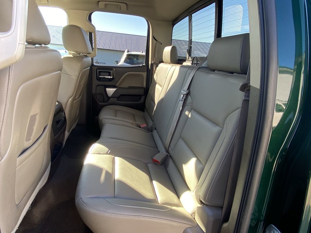 Thumbnail: 2015 Chevrolet Silverado 1500 - 26