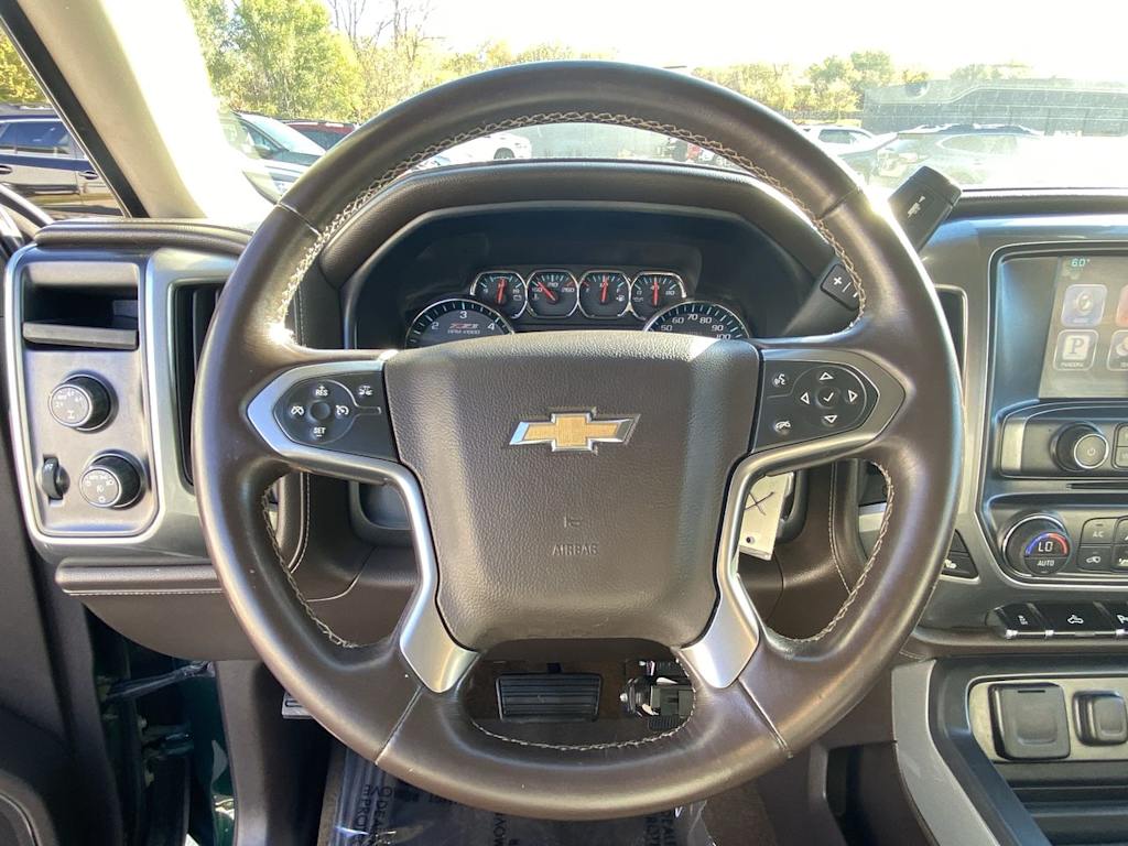 Thumbnail: 2015 Chevrolet Silverado 1500 - 13