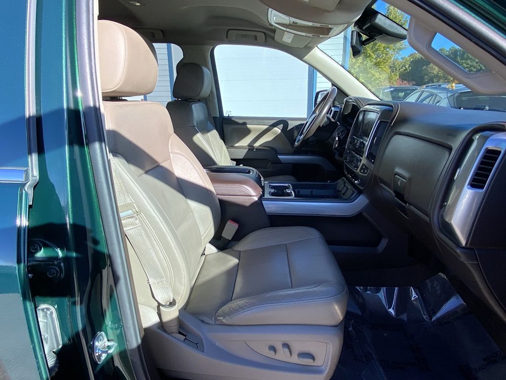 Thumbnail: 2015 Chevrolet Silverado 1500 - 11