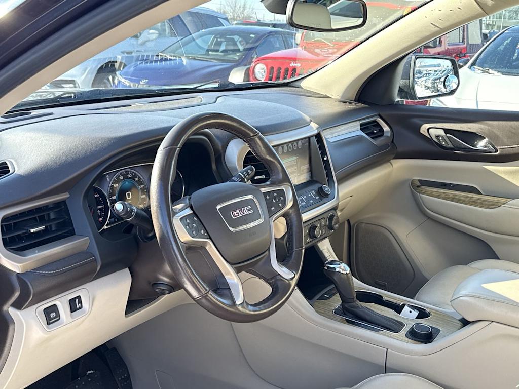 Thumbnail: 2019 GMC Acadia - 2