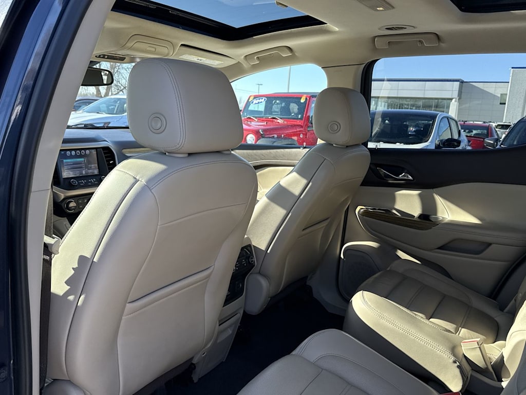 Thumbnail: 2019 GMC Acadia - 12