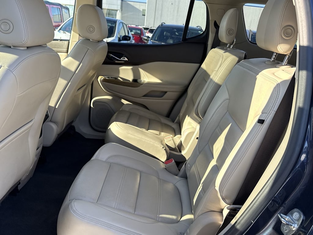 Thumbnail: 2019 GMC Acadia - 27