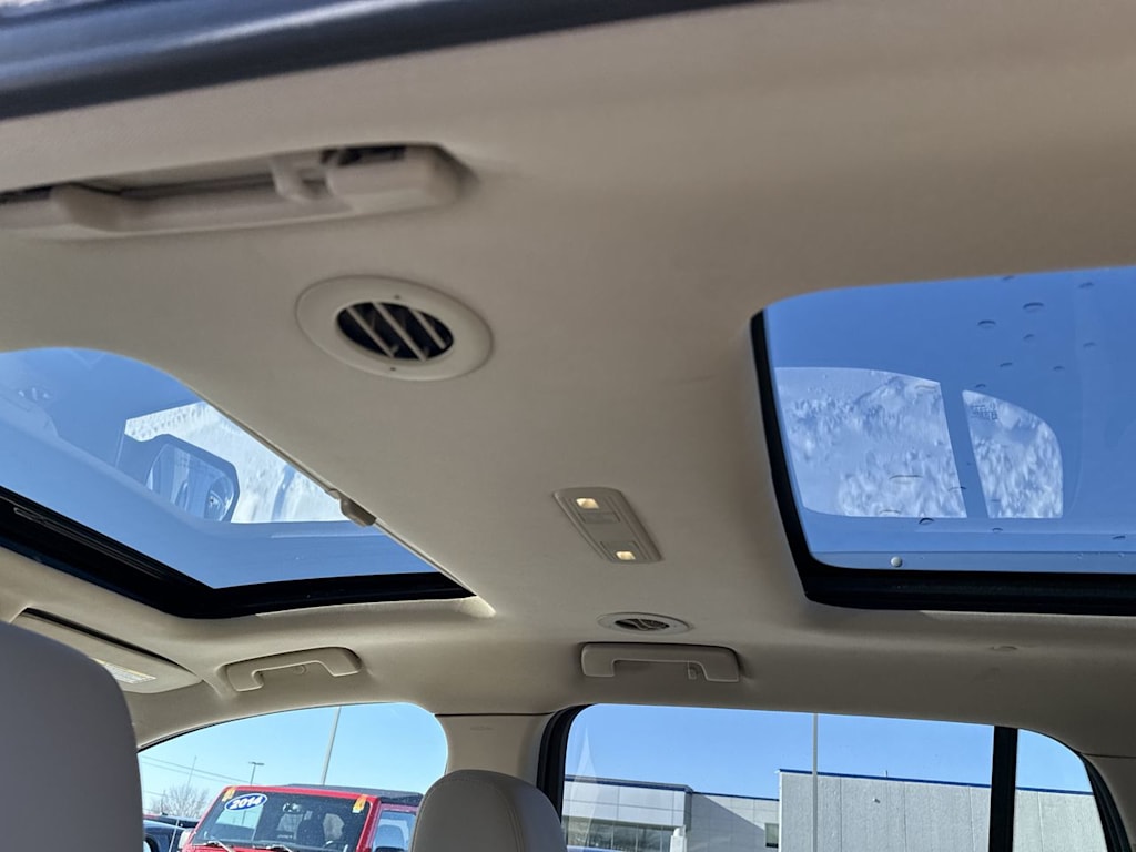 Thumbnail: 2019 GMC Acadia - 26