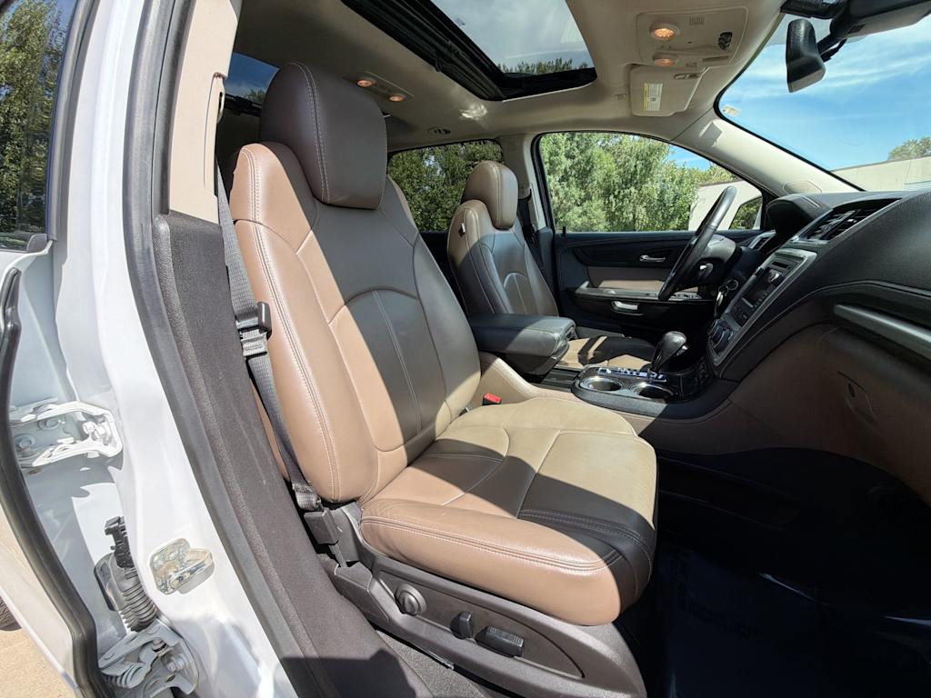Thumbnail: 2017 GMC Acadia - 11