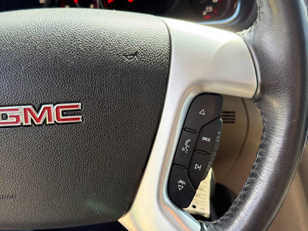 Thumbnail: 2017 GMC Acadia - 28