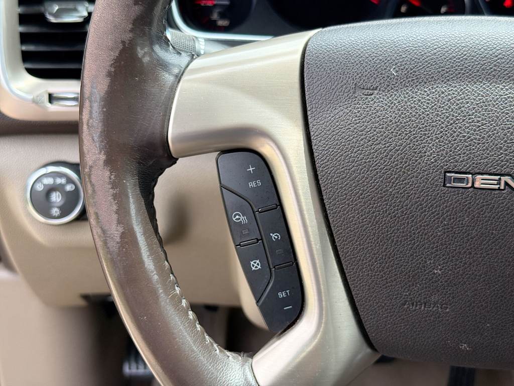Thumbnail: 2016 GMC Acadia - 27