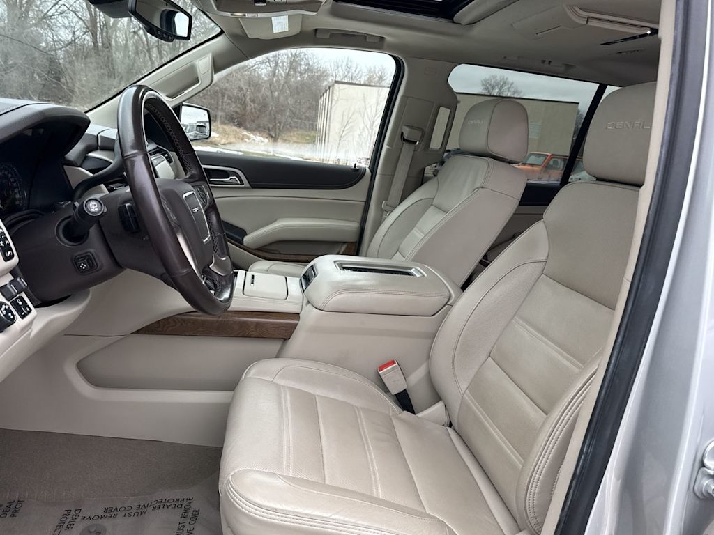 Thumbnail: 2020 GMC Yukon XL - 10