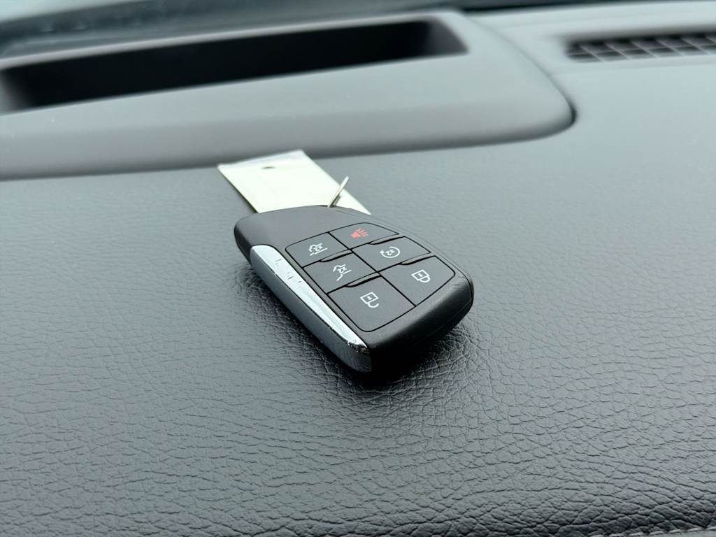 Thumbnail: 2021 GMC Yukon XL - 18