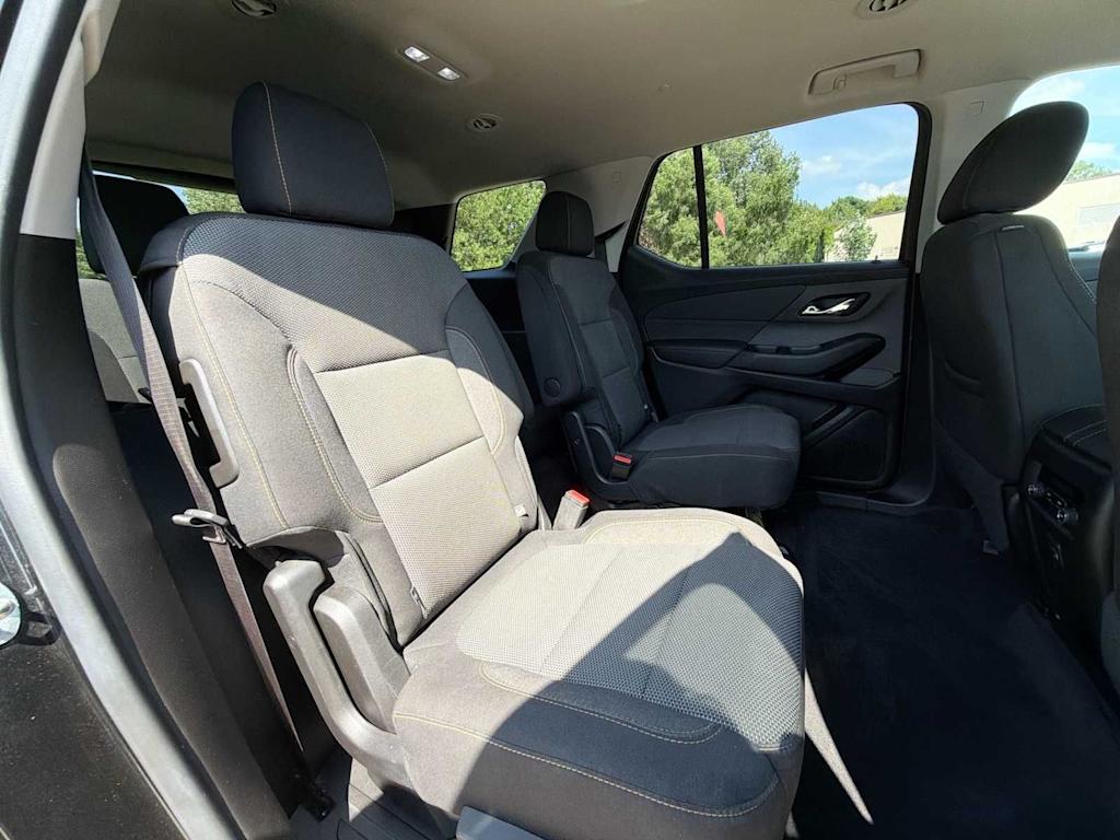 Thumbnail: 2019 Chevrolet Traverse - 25
