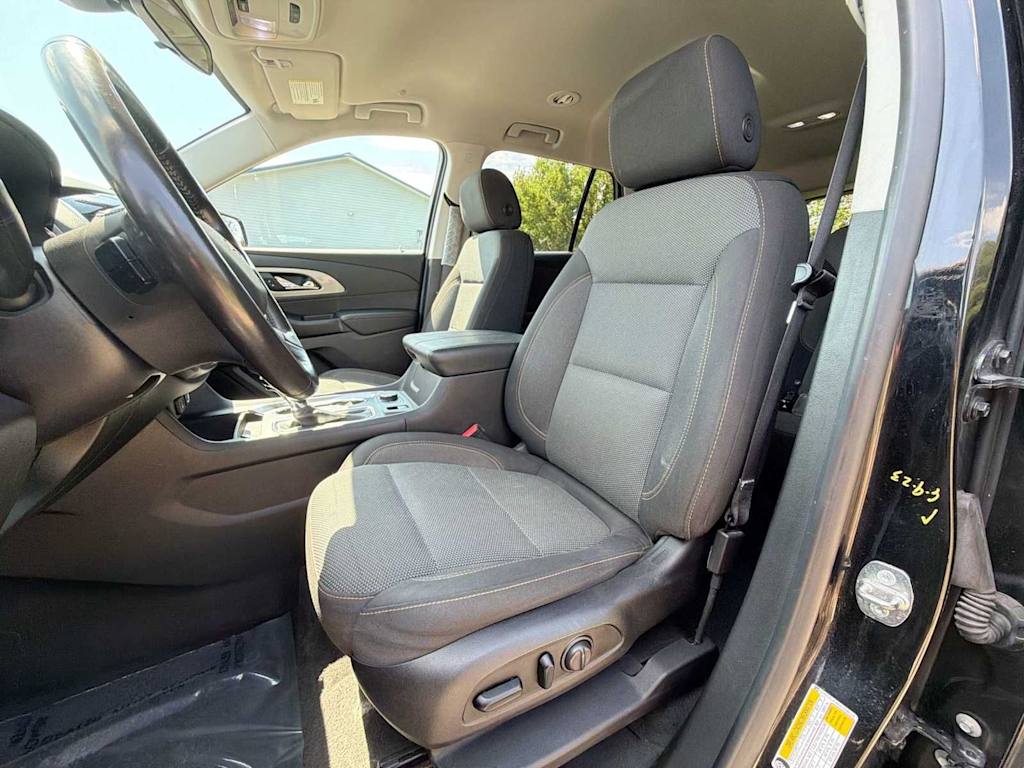 Thumbnail: 2019 Chevrolet Traverse - 9