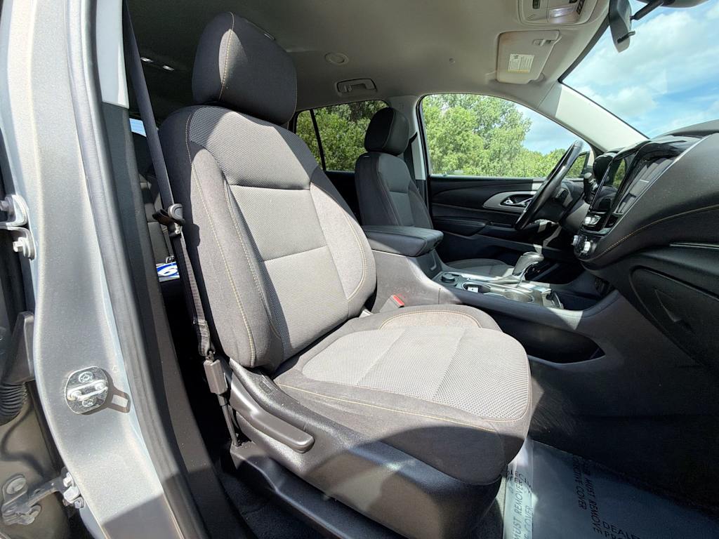 Thumbnail: 2019 Chevrolet Traverse - 10