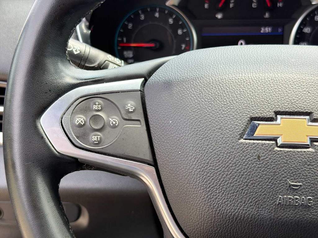 Thumbnail: 2023 Chevrolet Traverse - 26
