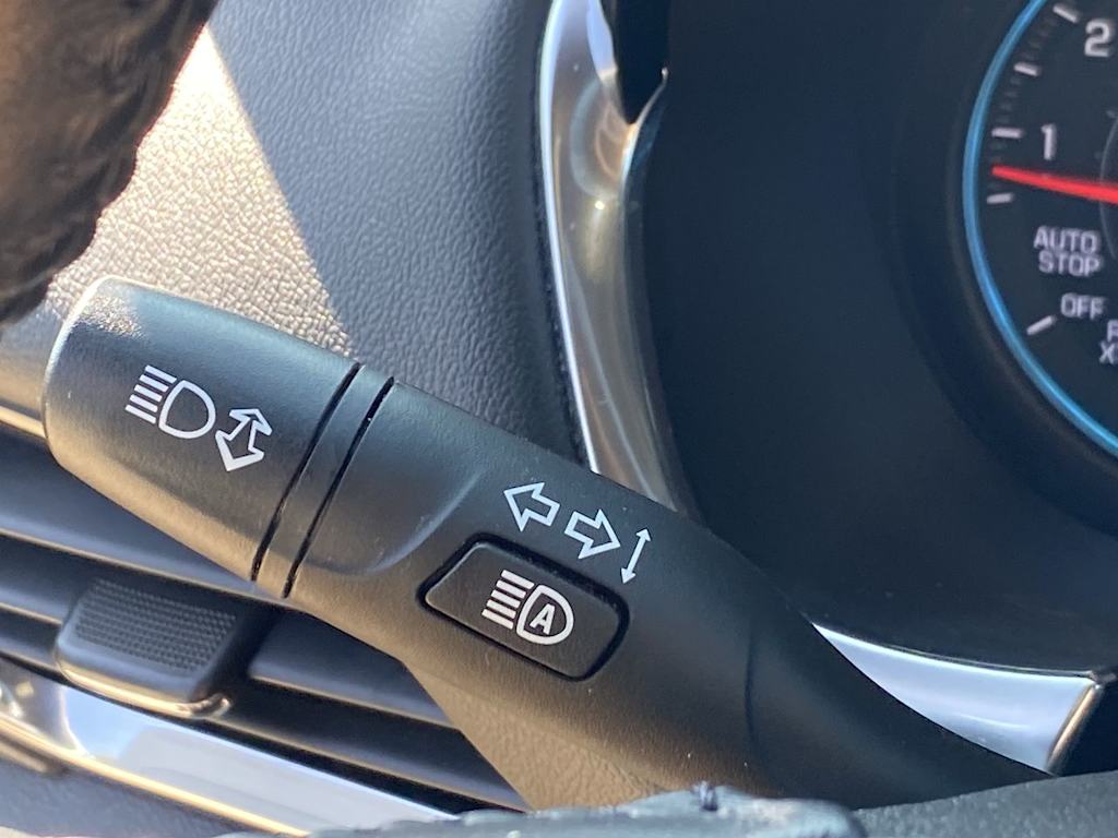 Thumbnail: 2022 Chevrolet Traverse - 16