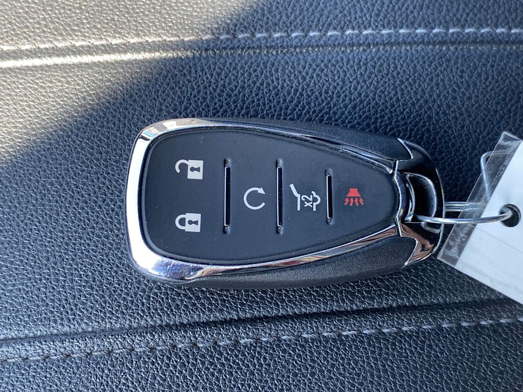 Thumbnail: 2022 Chevrolet Traverse - 18