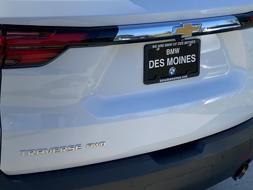 Thumbnail: 2022 Chevrolet Traverse - 6