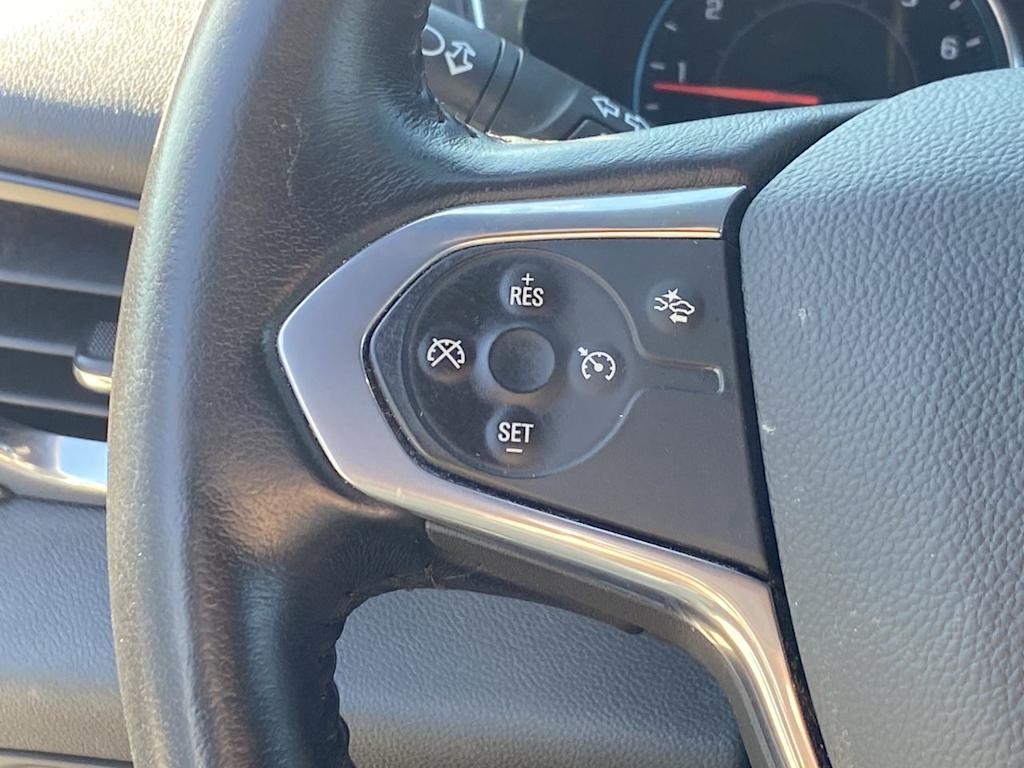 Thumbnail: 2022 Chevrolet Traverse - 27