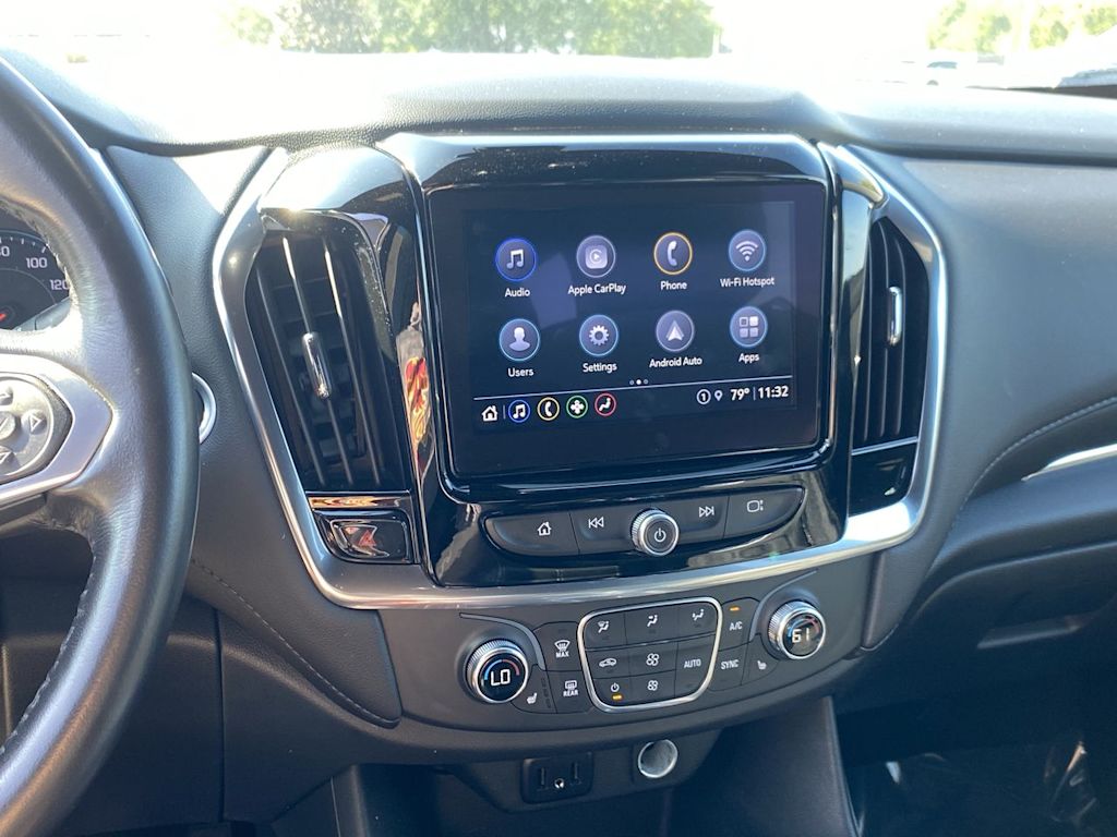 Thumbnail: 2022 Chevrolet Traverse - 14