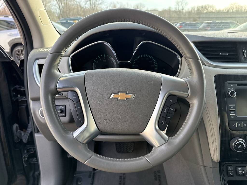 Thumbnail: 2016 Chevrolet Traverse - 14