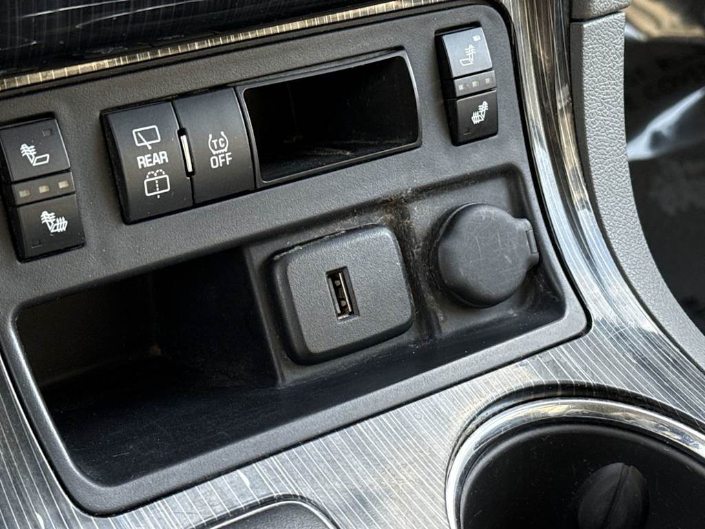 Thumbnail: 2016 Chevrolet Traverse - 32