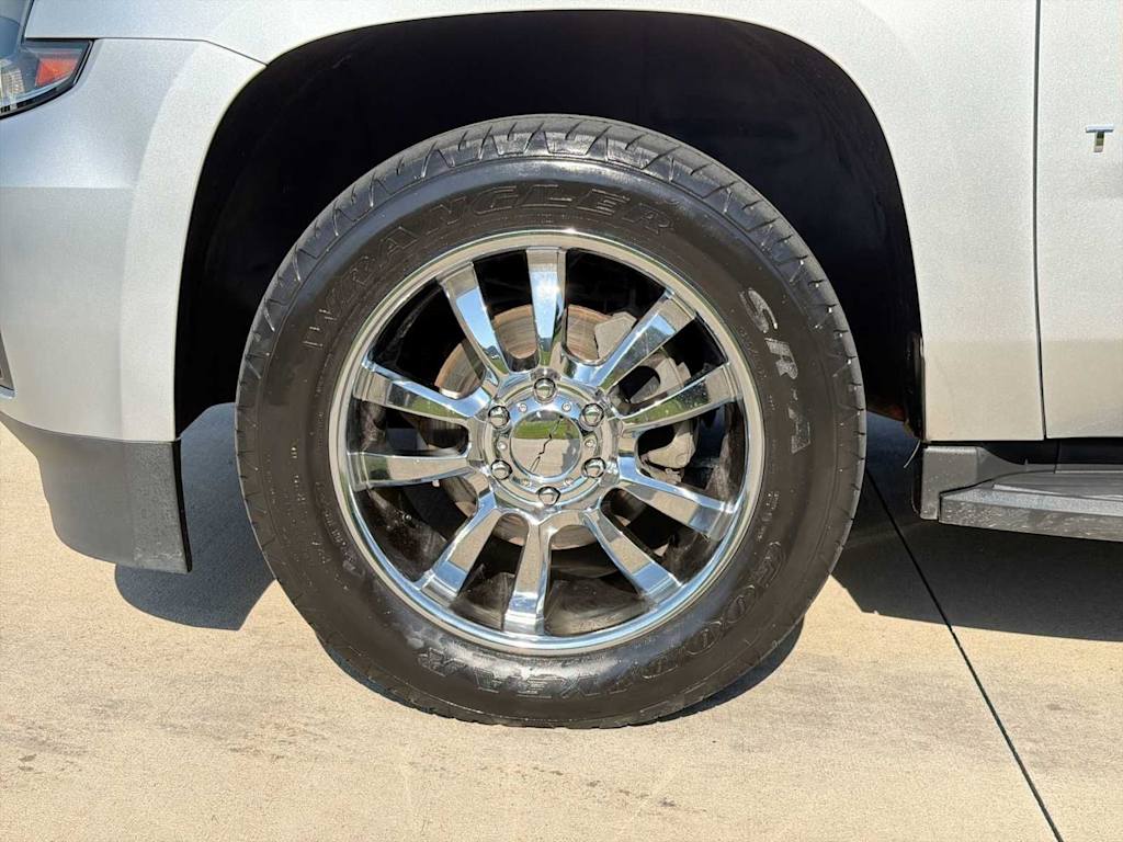 Thumbnail: 2017 Chevrolet Tahoe - 7